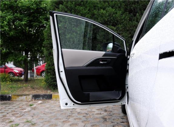 马自达5 2013款 2.0L 自动豪华型 车厢座椅   前门板