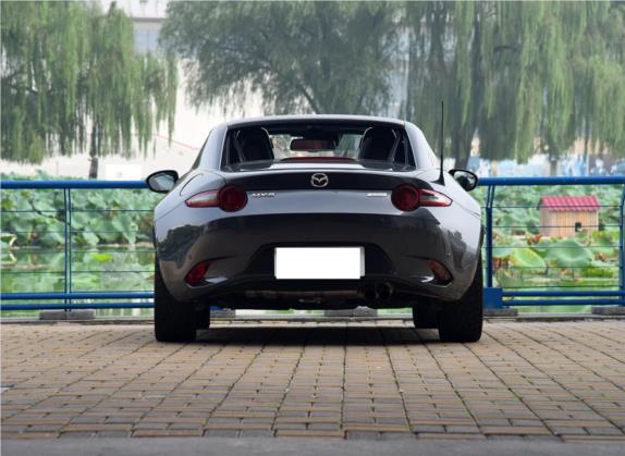 马自达MX-5 2018款 2.0L RF 铂钢灰 外观   正后