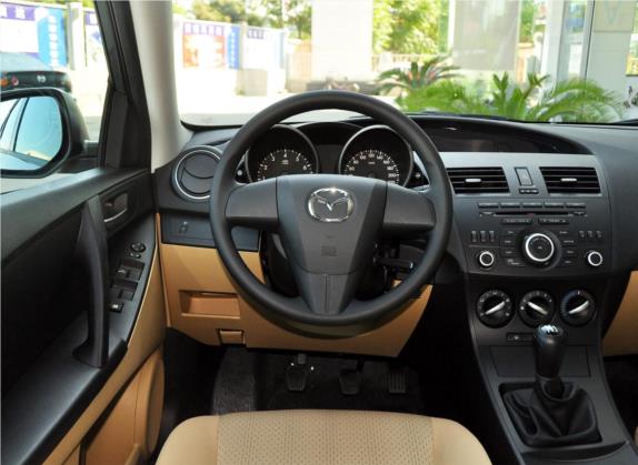 马自达3星骋 2011款 三厢 1.6L 手动舒适型 中控类   驾驶位