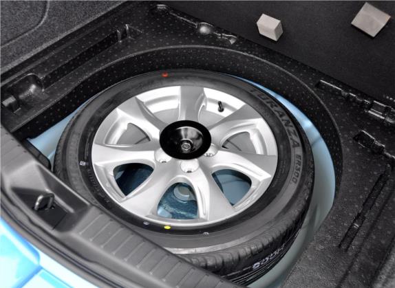 马自达3星骋 2012款 两厢 2.0L 自动豪华型 其他细节类   备胎