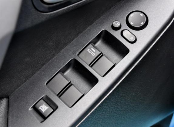 马自达3星骋 2012款 两厢 2.0L 自动豪华型 车厢座椅   门窗控制