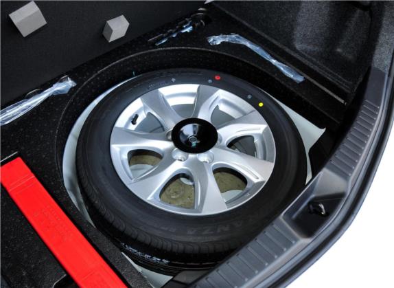 马自达3星骋 2012款 两厢 2.0L 手动运动型 其他细节类   备胎
