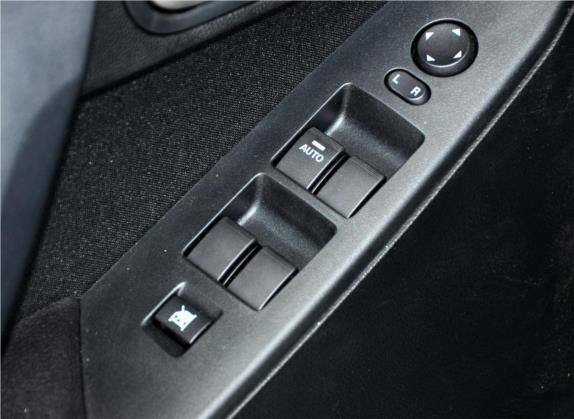 马自达3星骋 2012款 两厢 1.6L 手动舒适型 车厢座椅   门窗控制