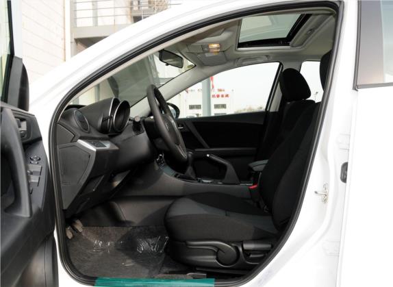 马自达3星骋 2013款 三厢 1.6L 手动精英型 车厢座椅   前排空间