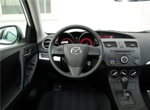 马自达3星骋 2013款 两厢 1.6L 自动精英型 中控类   驾驶位