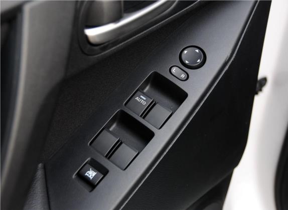 马自达3星骋 2013款 三厢 1.6L 自动精英型 车厢座椅   门窗控制