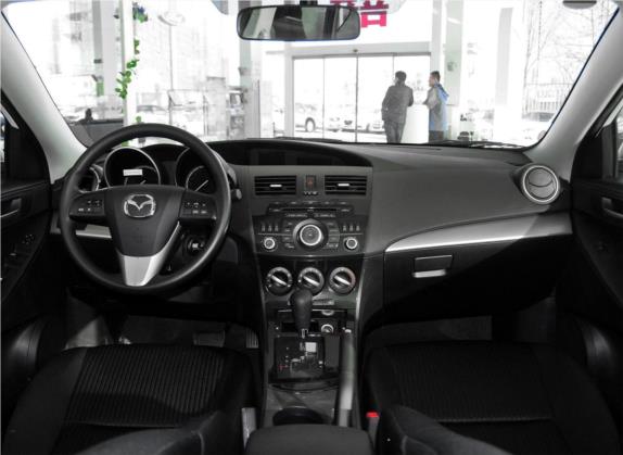 马自达3星骋 2015款 两厢 2.0L 自动运动型 中控类   中控全图