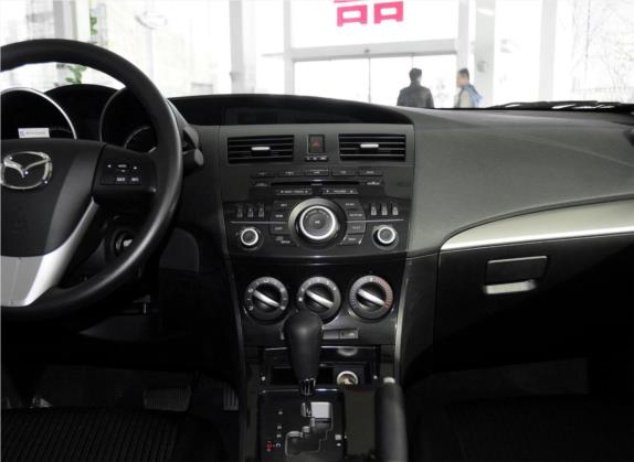 马自达3星骋 2015款 两厢 2.0L 自动运动型 中控类   中控台