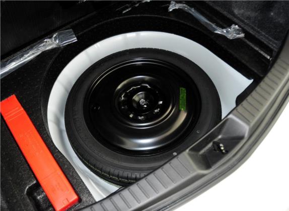 马自达3星骋 2015款 两厢 2.0L 自动运动型 其他细节类   备胎