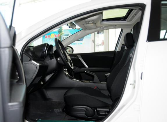 马自达3星骋 2015款 两厢 2.0L 自动运动型 车厢座椅   前排空间