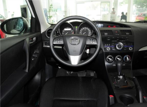 马自达3星骋 2015款 三厢 1.6L 自动精英型 中控类   驾驶位