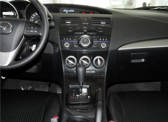 马自达3星骋 2015款 三厢 1.6L 自动精英型 中控类   中控台