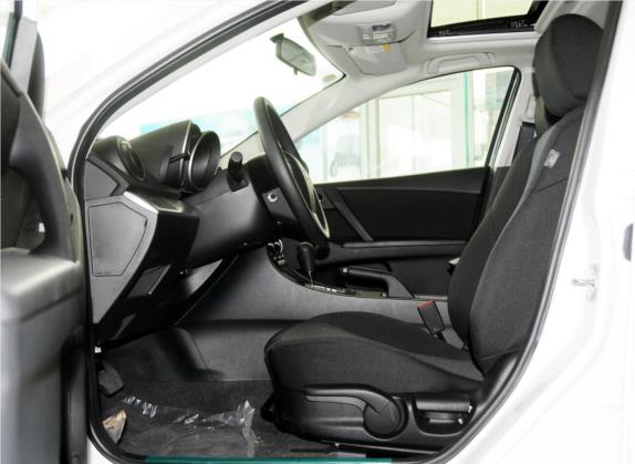 马自达3星骋 2015款 三厢 1.6L 自动精英型 车厢座椅   前排空间