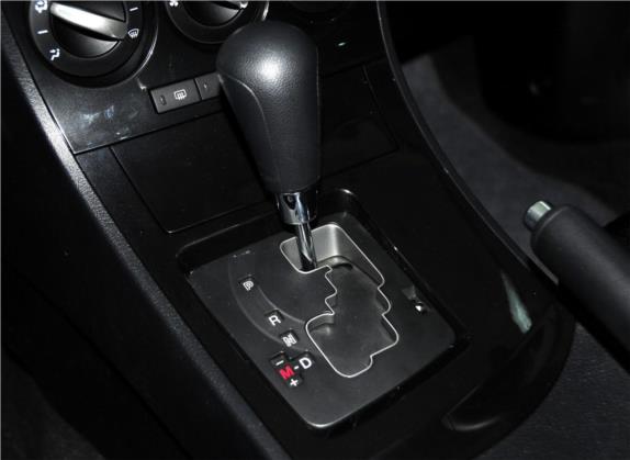 马自达3星骋 2015款 三厢 2.0L 自动运动型 中控类   挡把