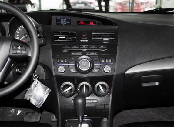 马自达3星骋 2015款 两厢 1.6L 自动精英型 中控类   中控台