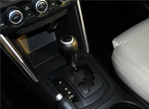 马自达CX-5 2013款 2.0L 自动两驱舒适型 中控类   挡把
