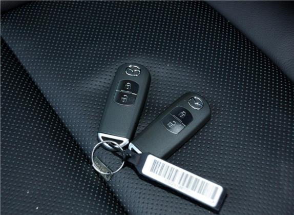 马自达CX-5 2013款 2.0L 自动四驱尊贵型 其他细节类   钥匙