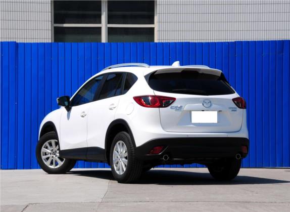 马自达CX-5 2013款 2.0L 自动四驱尊贵型 外观   斜后