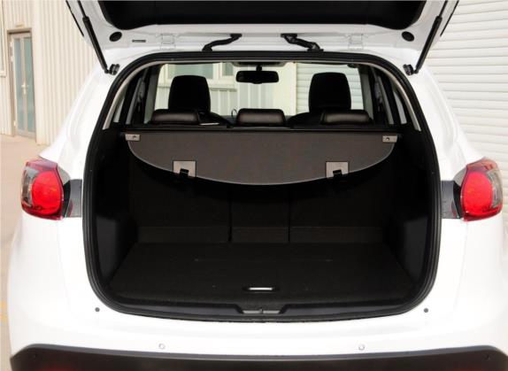 马自达CX-5 2013款 2.5L 自动四驱豪华型 车厢座椅   后备厢