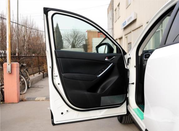 马自达CX-5 2013款 2.5L 自动四驱豪华型 车厢座椅   前门板