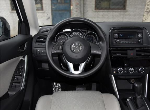 马自达CX-5 2015款 2.0L 自动两驱舒适型 中控类   驾驶位