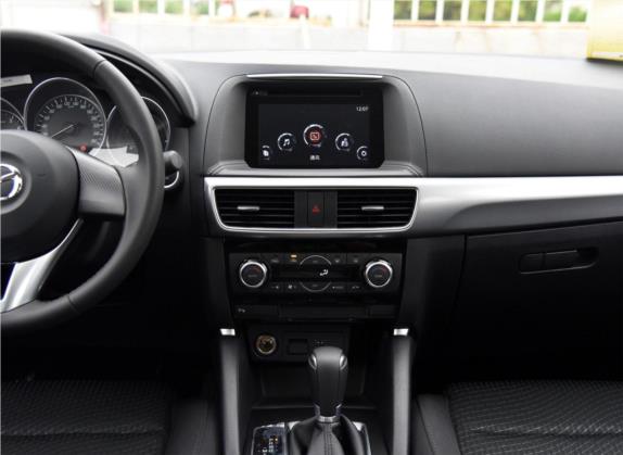 马自达CX-5 2015款 2.0L 自动两驱都市型 中控类   中控台