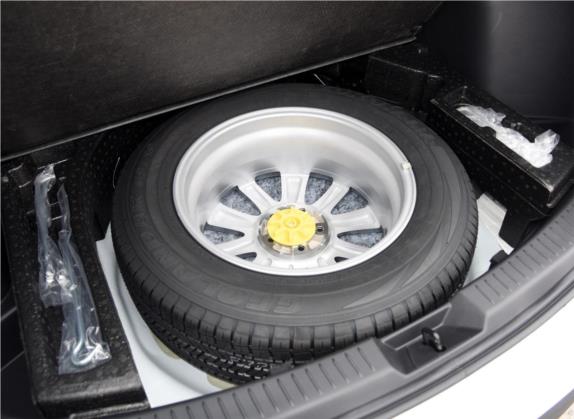 马自达CX-5 2015款 2.0L 自动两驱都市型 其他细节类   备胎