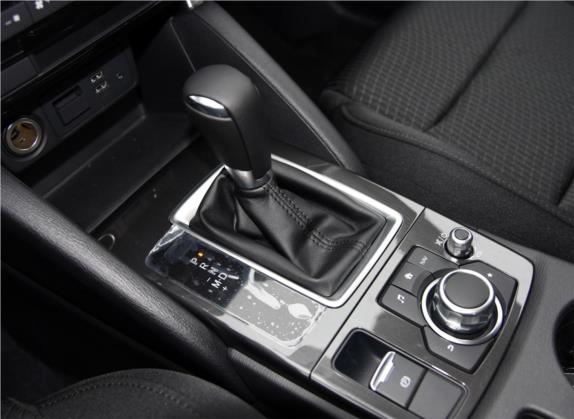 马自达CX-5 2015款 2.0L 自动两驱都市型 中控类   挡把