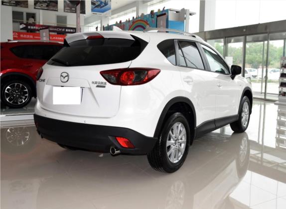 马自达CX-5 2015款 2.0L 自动四驱豪华型 外观   斜后