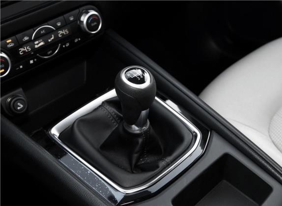 马自达CX-5 2017款 2.0L 手动两驱舒适型 国V 中控类   挡把