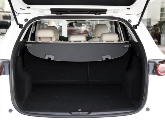 马自达CX-5 2017款 2.0L 自动两驱舒适型 国V 车厢座椅   后备厢