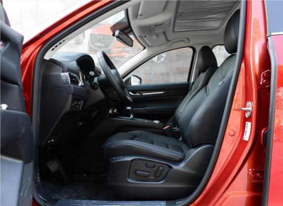 马自达CX-5 2017款 2.0L 自动两驱智享型 国V 车厢座椅   前排空间