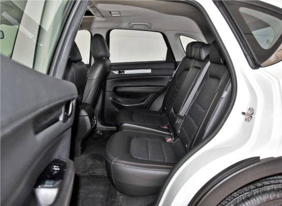 马自达CX-5 2017款 2.5L 自动两驱智尊型 国V 车厢座椅   后排空间
