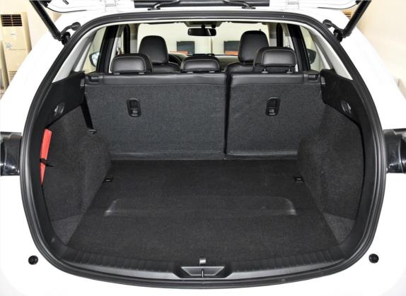 马自达CX-5 2017款 2.5L 自动两驱智尊型 国V 车厢座椅   后备厢
