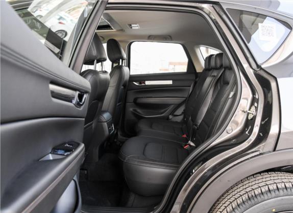 马自达CX-5 2018款 2.5L 自动四驱i-ELOOP智尊型 国VI 车厢座椅   后排空间
