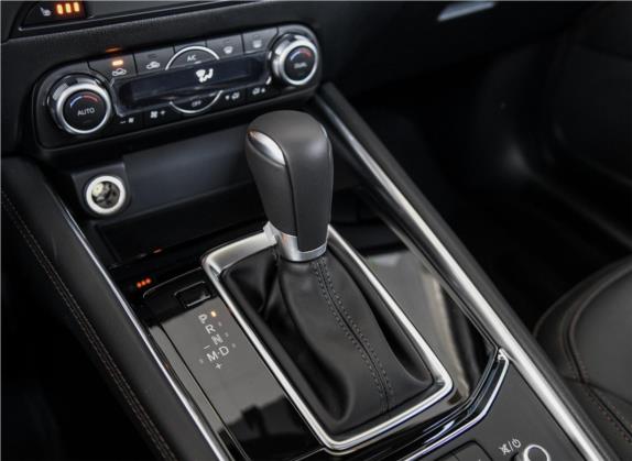 马自达CX-5 2018款 2.5L 自动四驱i-ELOOP智尊型 国VI 中控类   挡把