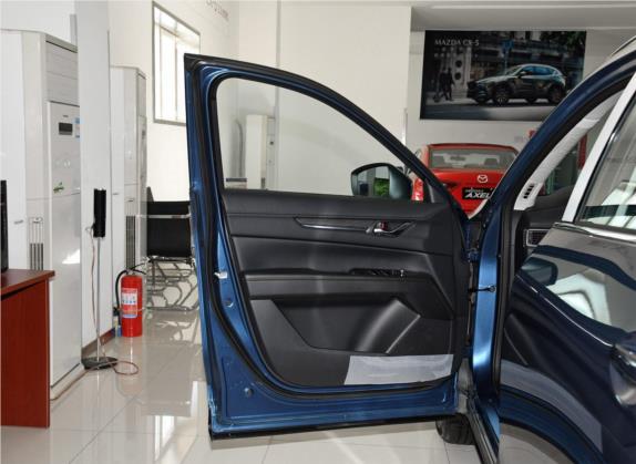 马自达CX-5 2019款 云控版 2.5L 自动两驱智尊型 国VI 车厢座椅   前门板