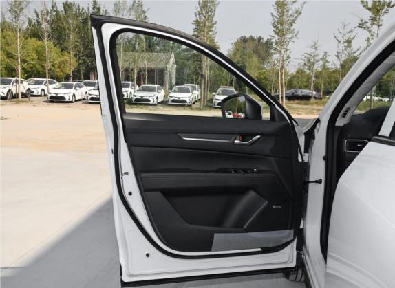 马自达CX-5 2019款 云控版 2.5L 自动四驱旗舰型 国VI 车厢座椅   前门板