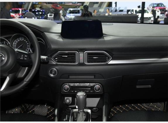 马自达CX-5 2020款 2.5L 自动两驱智慧型 中控类   中控台