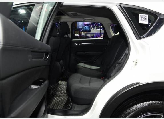 马自达CX-5 2020款 2.5L 自动两驱智慧型 车厢座椅   后排空间