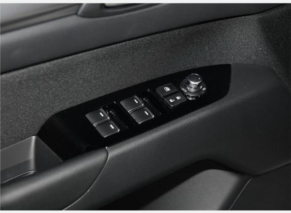 马自达CX-5 2020款 2.5L 自动两驱智慧型 车厢座椅   门窗控制