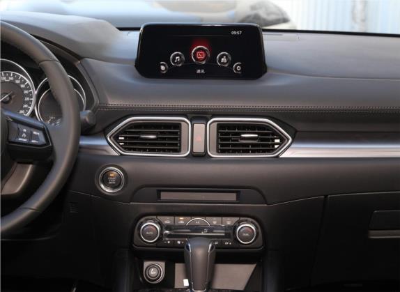 马自达CX-5 2020款 2.0L 自动两驱智慧型 中控类   中控台