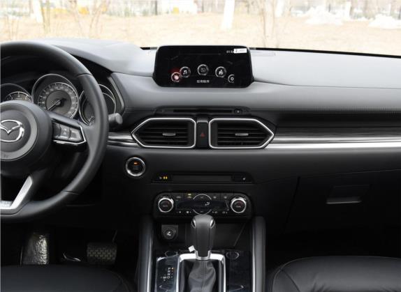 马自达CX-5 2020款 2.5L 自动两驱智尊型 中控类   中控台
