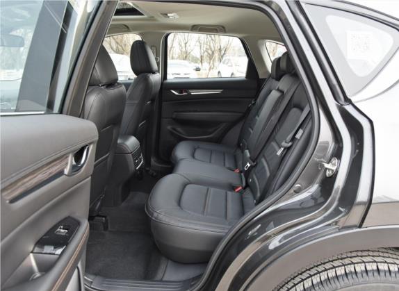 马自达CX-5 2020款 2.5L 自动两驱智尊型 车厢座椅   后排空间