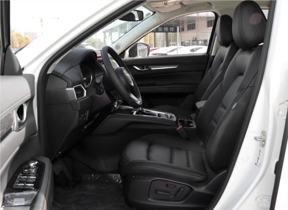 马自达CX-5 2020款 2.5L 自动四驱智尊型 车厢座椅   前排空间