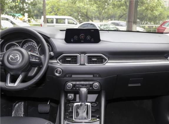 马自达CX-5 2020款 改款 2.0L 自动两驱智尊型 中控类   中控台