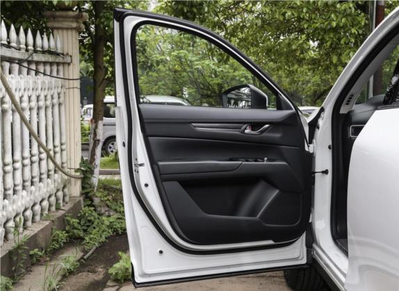 马自达CX-5 2020款 改款 2.0L 自动两驱智尊型 车厢座椅   前门板