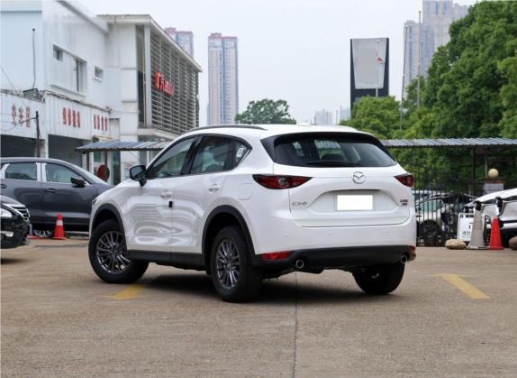 马自达CX-5 2020款 改款 2.0L 自动两驱智尊型 外观   斜后