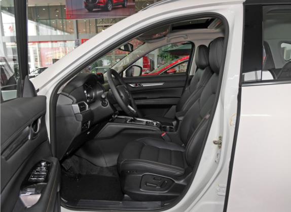 马自达CX-5 2020款 改款  2.5L 自动两驱智尊型 车厢座椅   前排空间