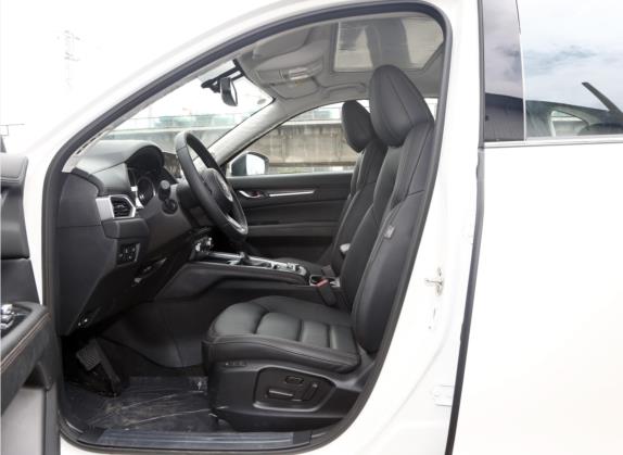 马自达CX-5 2020款 改款 2.5L 自动四驱智尊型 车厢座椅   前排空间